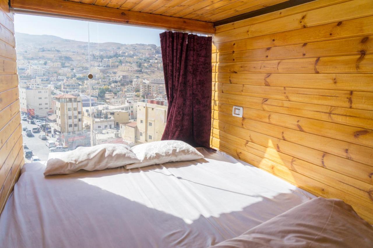 Petra Capsule Hostel Вади Муса Экстерьер фото